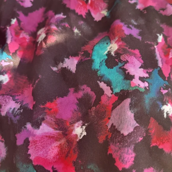 Lululemon Hotty Hot Skirt 11 Midnight Bloom Black Deep Fuscia Sz 10 - Picture 5 of 8